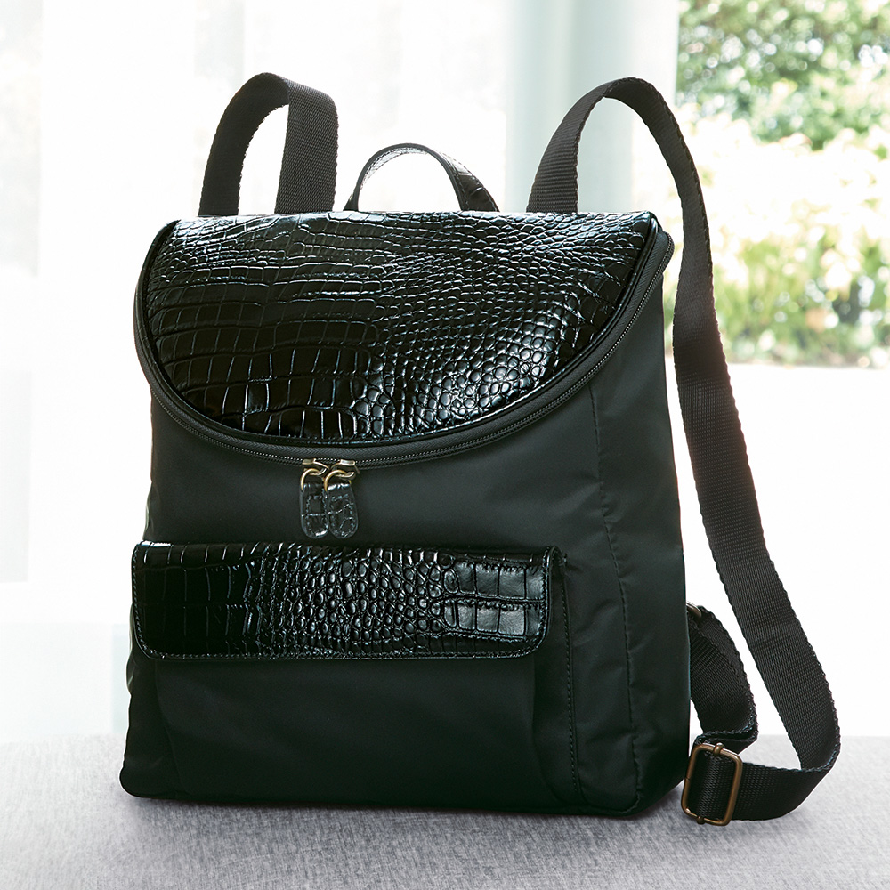 クロコ型押しレザー使いのナイロンリュック／当社限定モデル