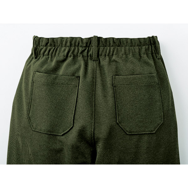 発熱素材のたっつけ風イージーパンツ