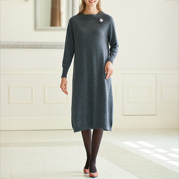 カシミヤニットワンピース