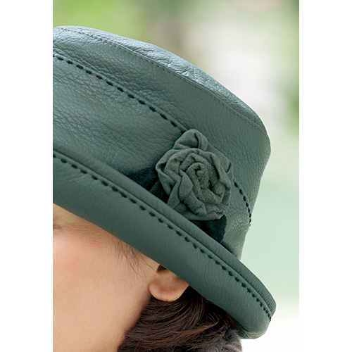 蝦夷鹿のステッチハット