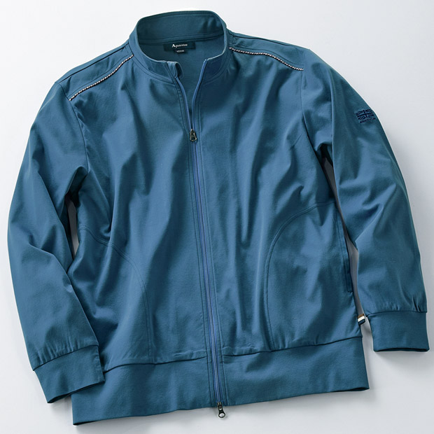 滑らかスムース素材のリラックスジャケット