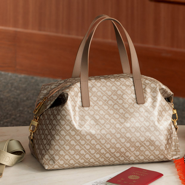 ボストンバッグ