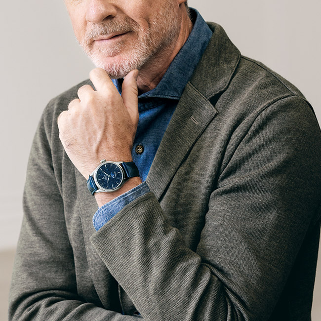 自動巻き腕時計／ムーンフェイズ