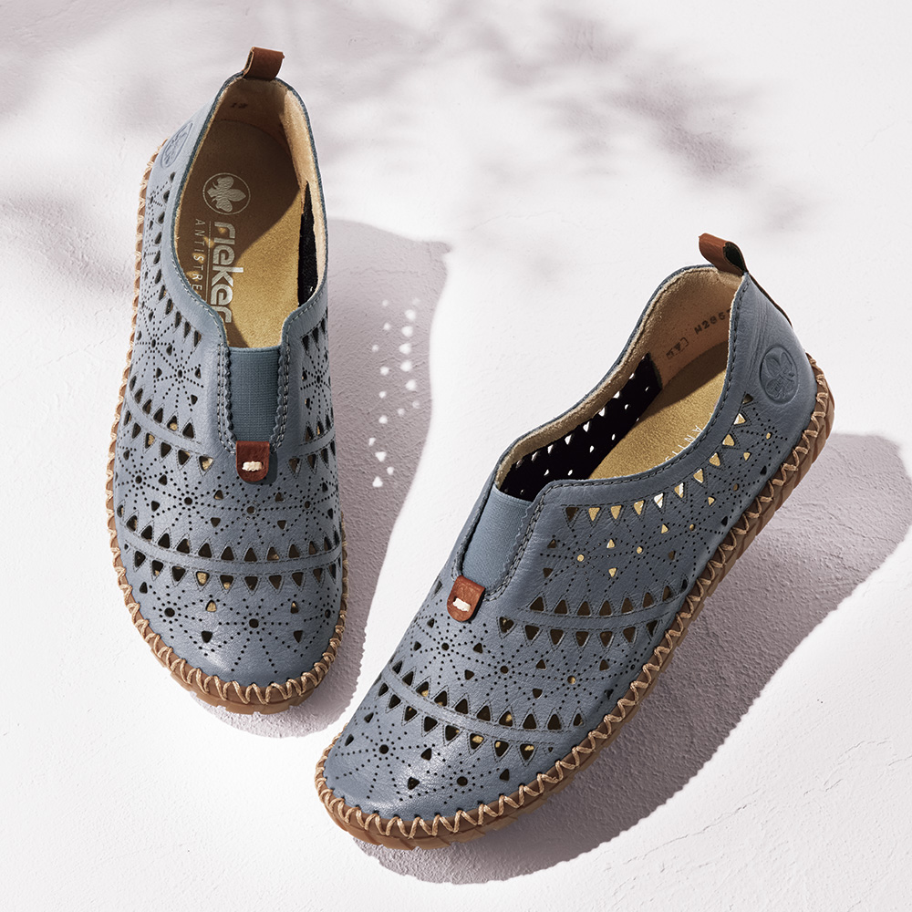 軽量レーザーカットデザインスリップオン