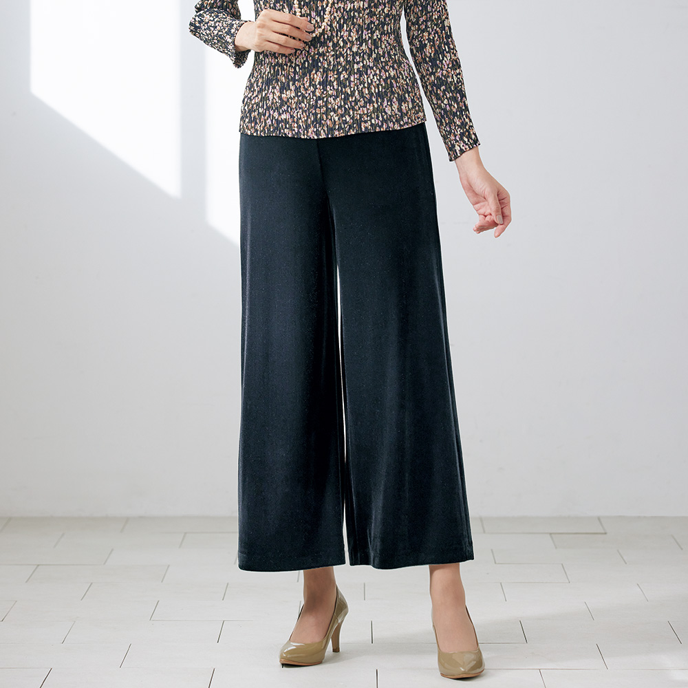 ベロアのガウチョパンツ