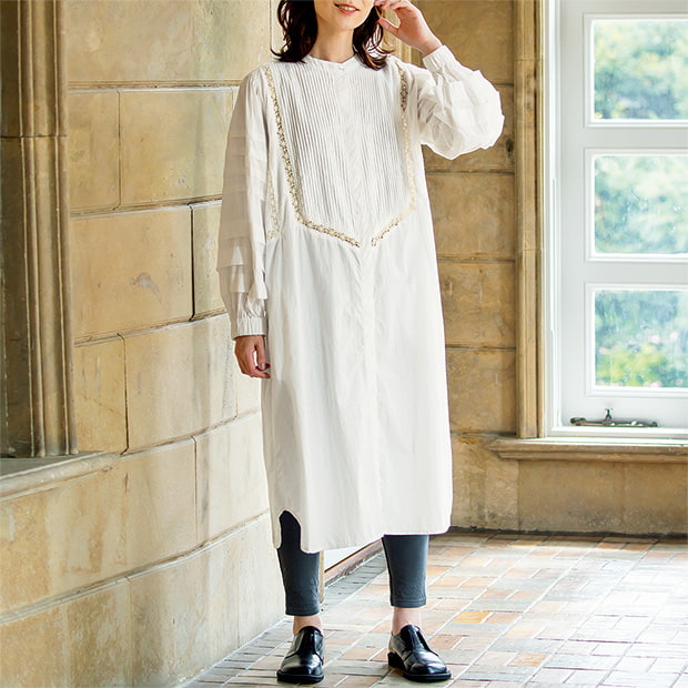 レース使いデザインワンピース／当社限定