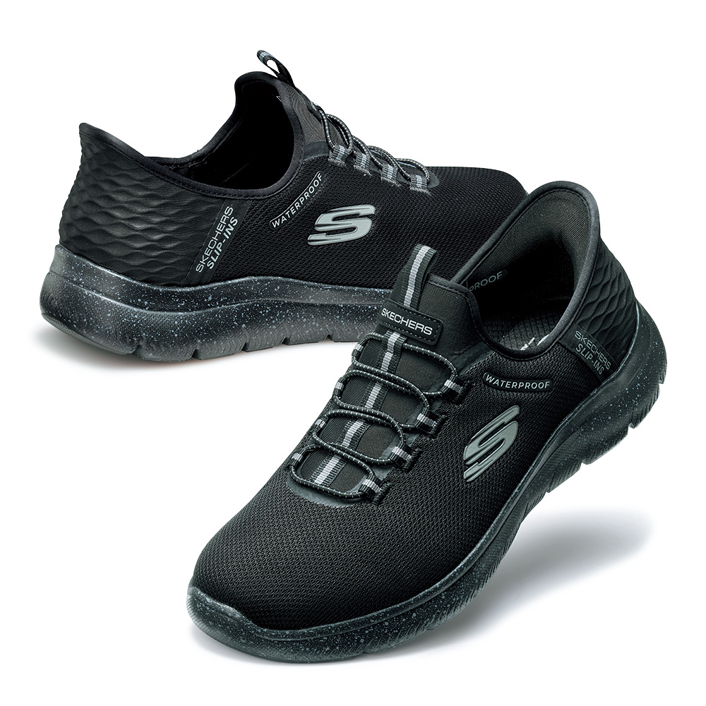 履きやすく快適な4E防水スニーカー