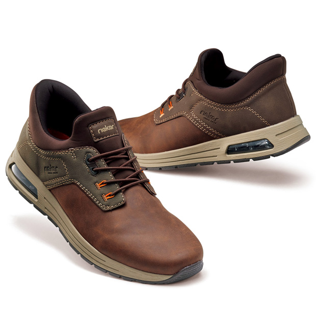 3E･クッションヒールスリップオンスニーカー