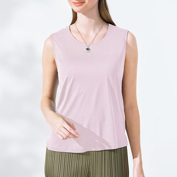 洗えるシルクのタンクトップ