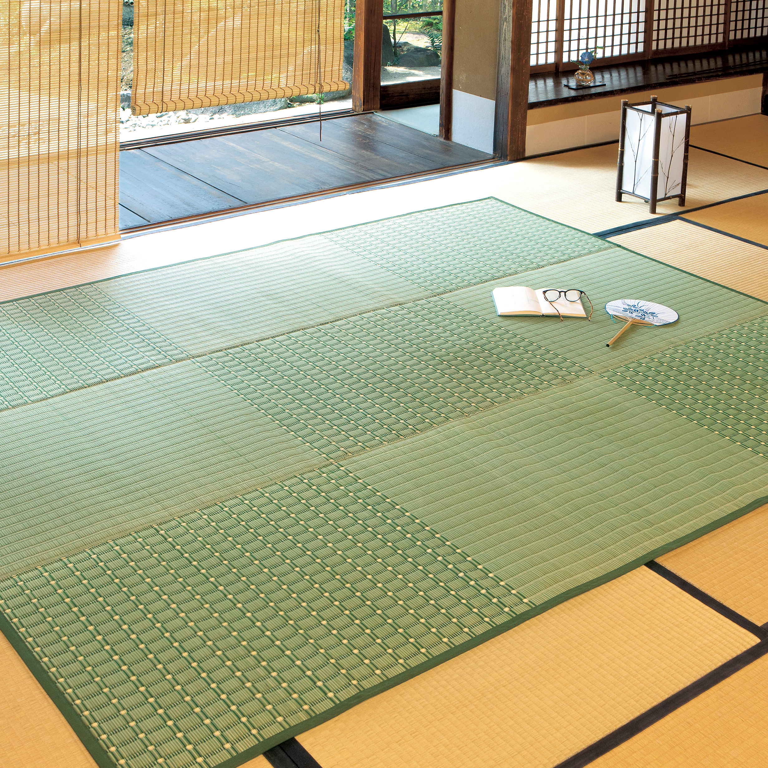 八女茶染／紋織いぐさラグ （裏貼り加工）