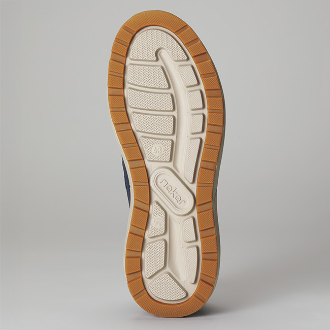 軽量ゴム紐シューズ