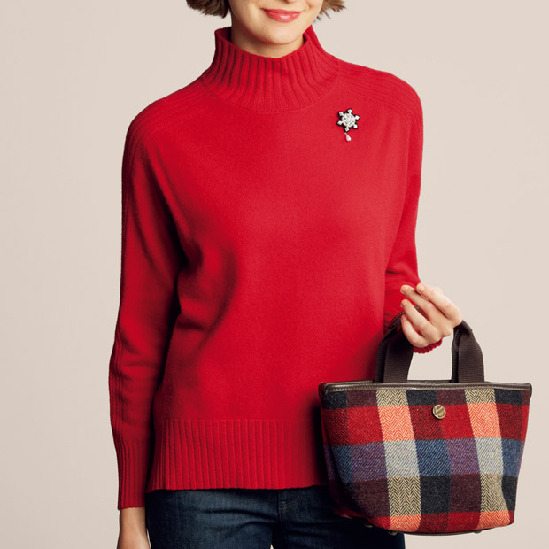 リブ使いカシミヤハイネックプルオーバー