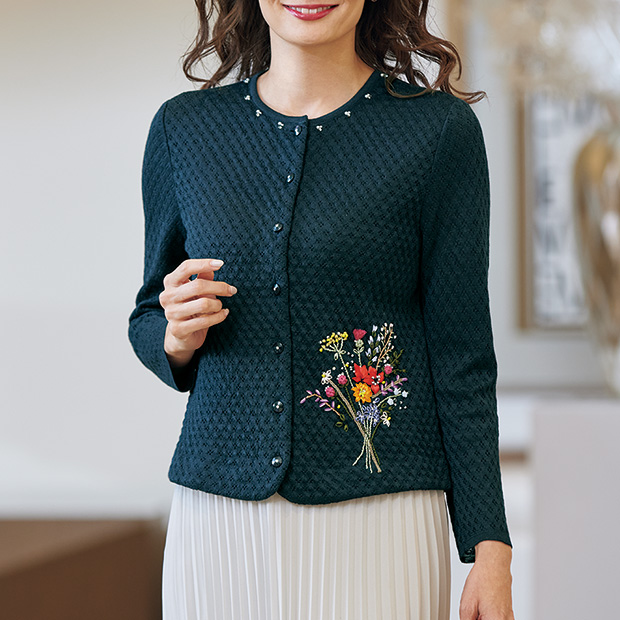 麻の刺しゅう入りジャケット／花束