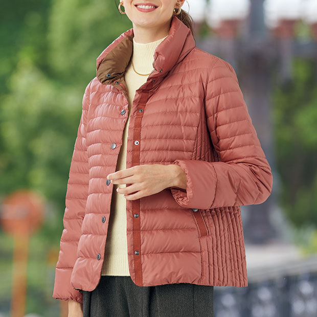 軽量ダウンジャケット