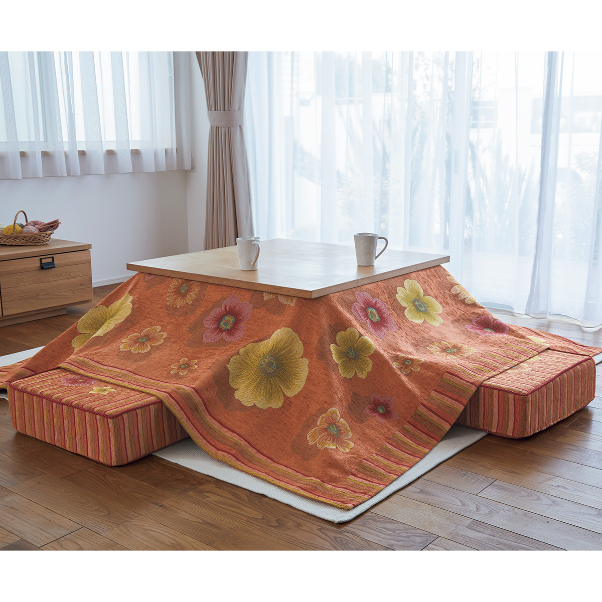 イタリア製マチ付クッション