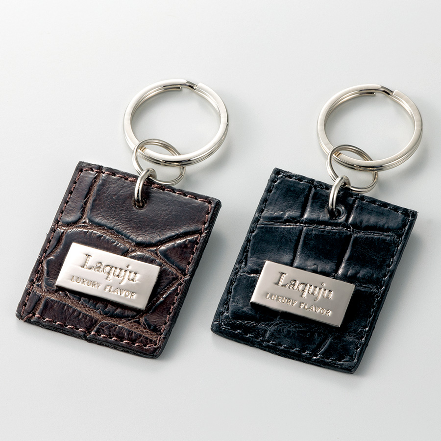 マットクロコのショルダーバッグ