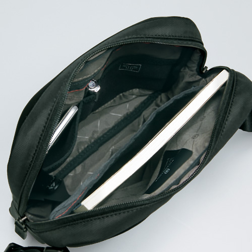 ショルダーバッグ