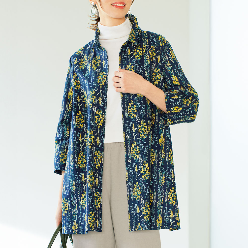 リネンコットンボタニカルプリントブラウス