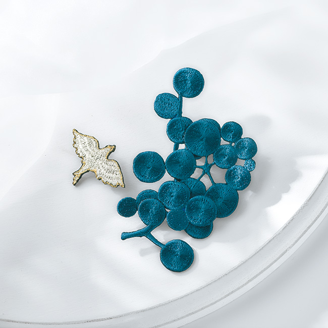 刺しゅうブローチ／2点セット