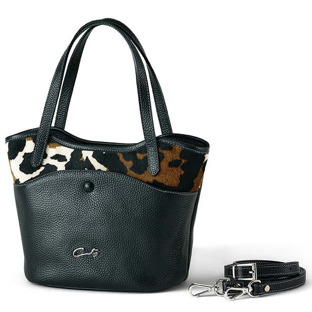 ヘアカウ使いの2ウェイハンドバッグ