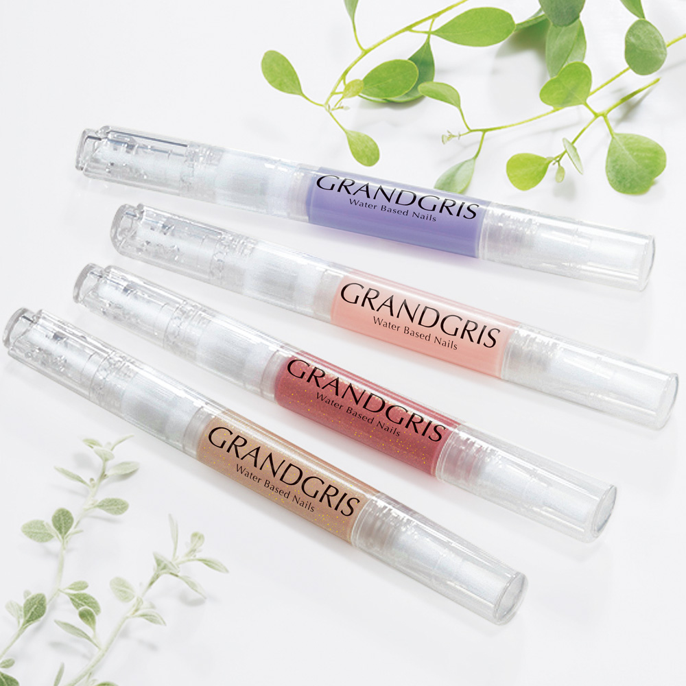 爪がよろこぶ美容液ネイル／4色セット