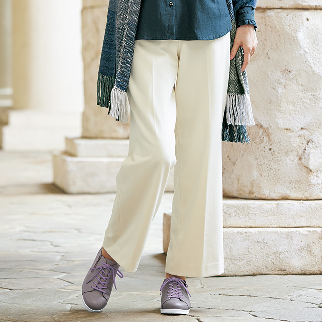 ファスナー付きレザースニーカー