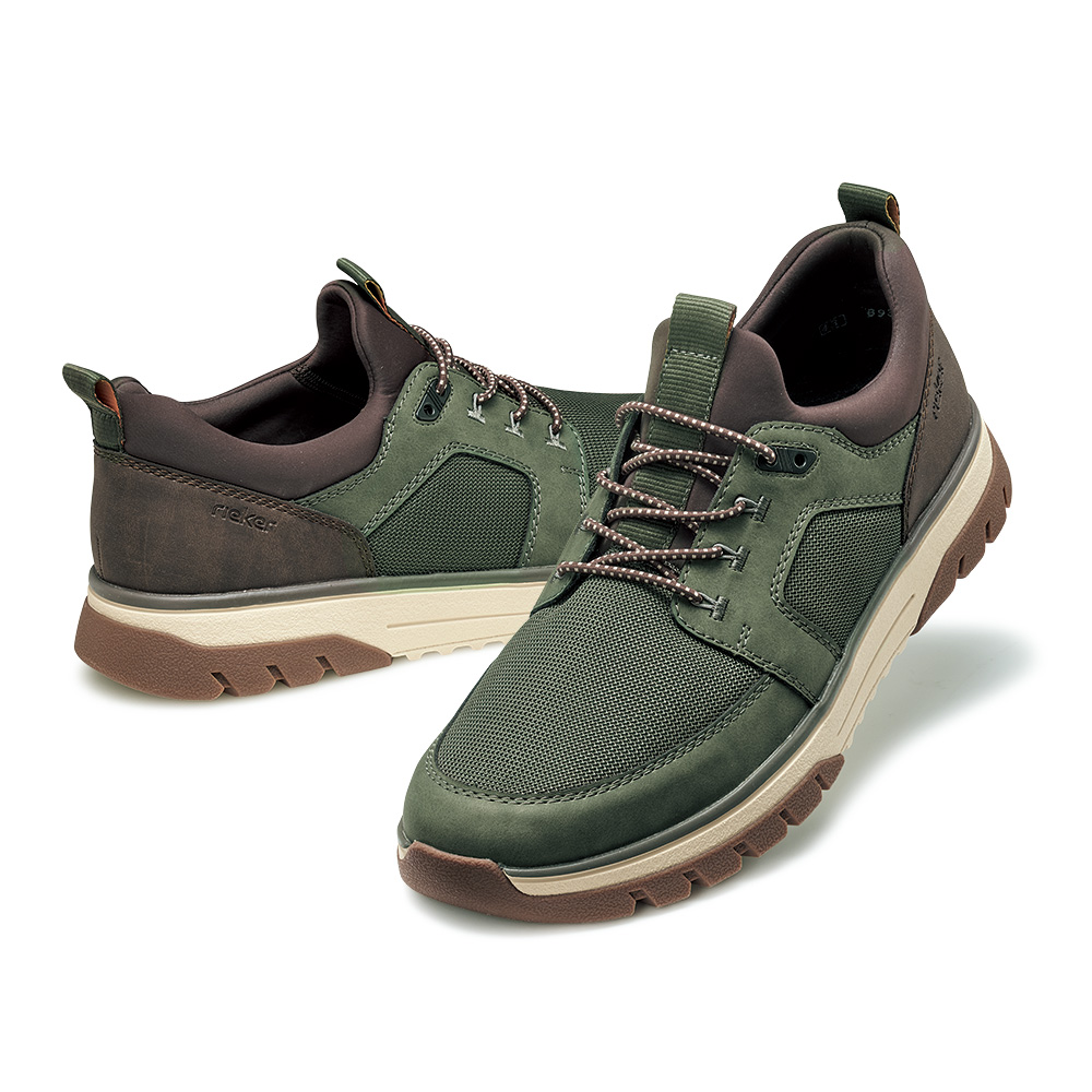 メッシュ使いゴム紐シューズ