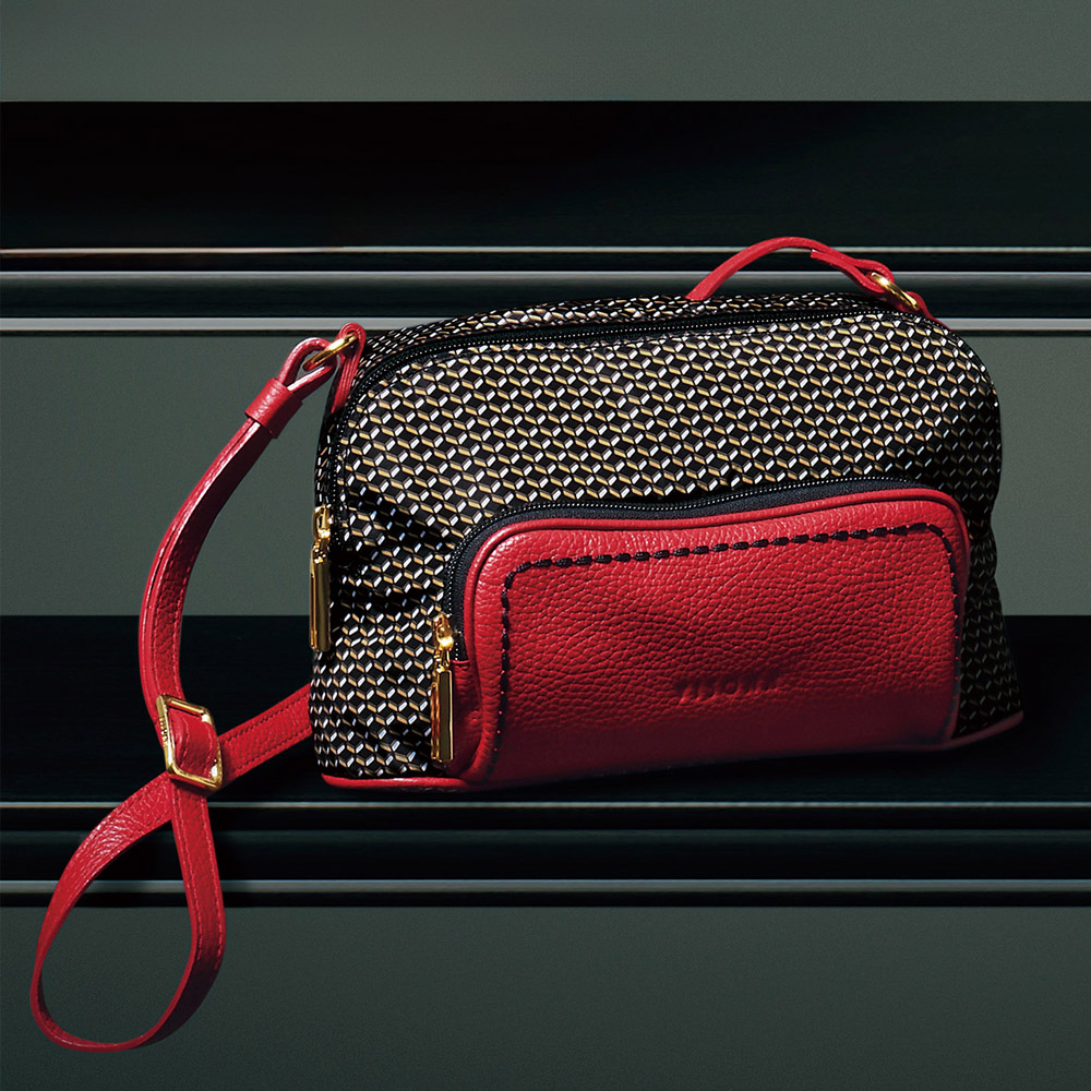 ショルダーバッグ