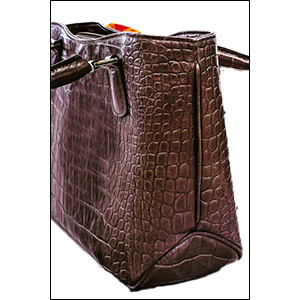 アンドレア・ロッシ クロコ型押しハンドバッグ／当社限定モデル