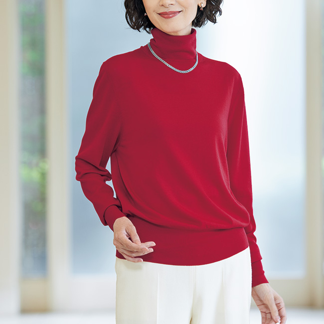 洗えるウール・タートルネックプルオーバー