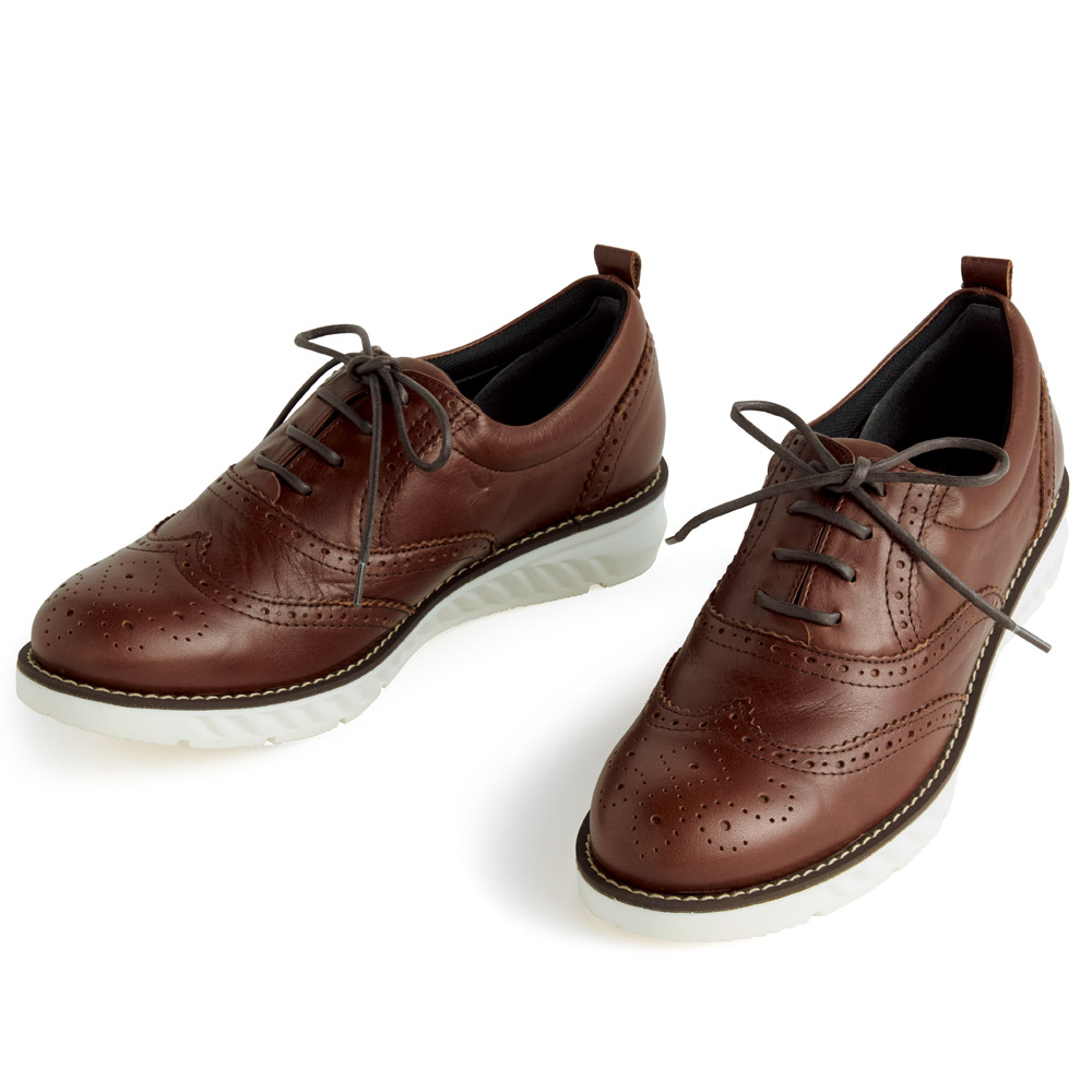 メダリオンレザースニーカー