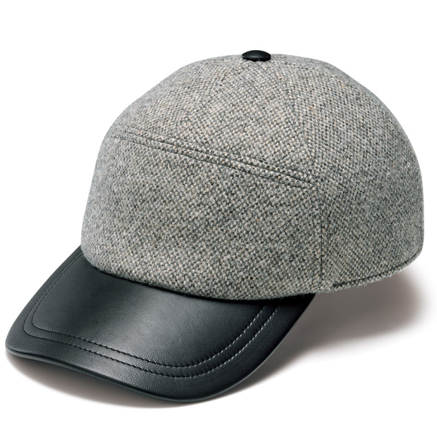 レザー使いのベースボールキャップ