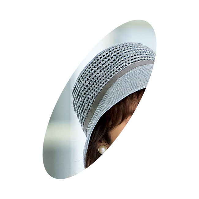 リネン混ブレードの小つばクローシュ