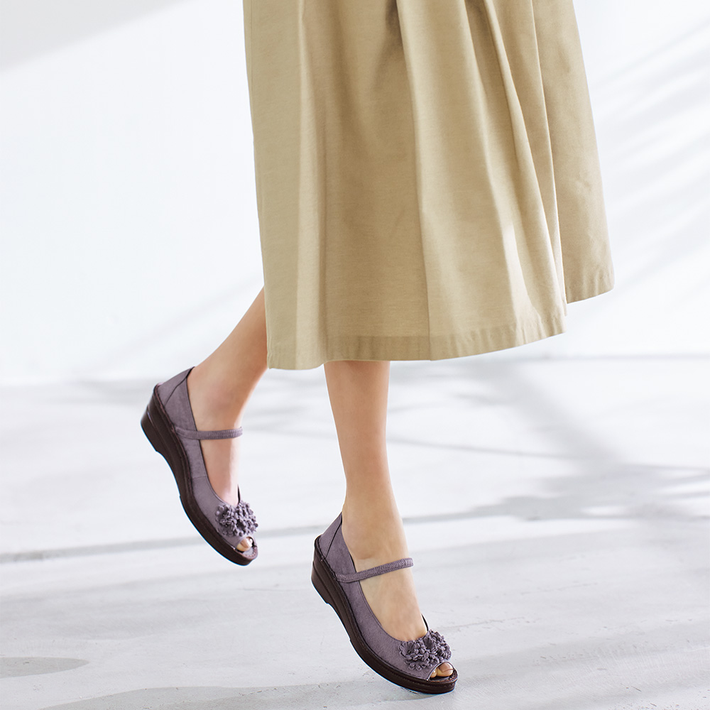 レザーフラワーシューズ