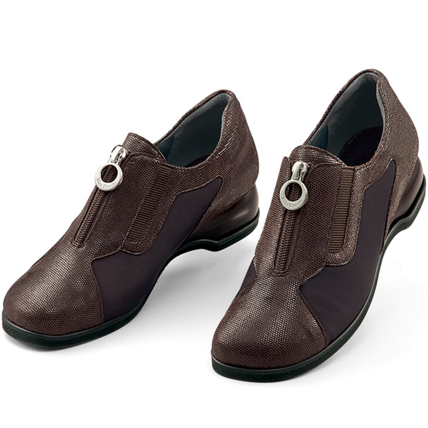 ジップアップスニーカー