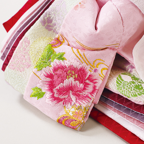 刺しゅう雛親王飾り（収納式）