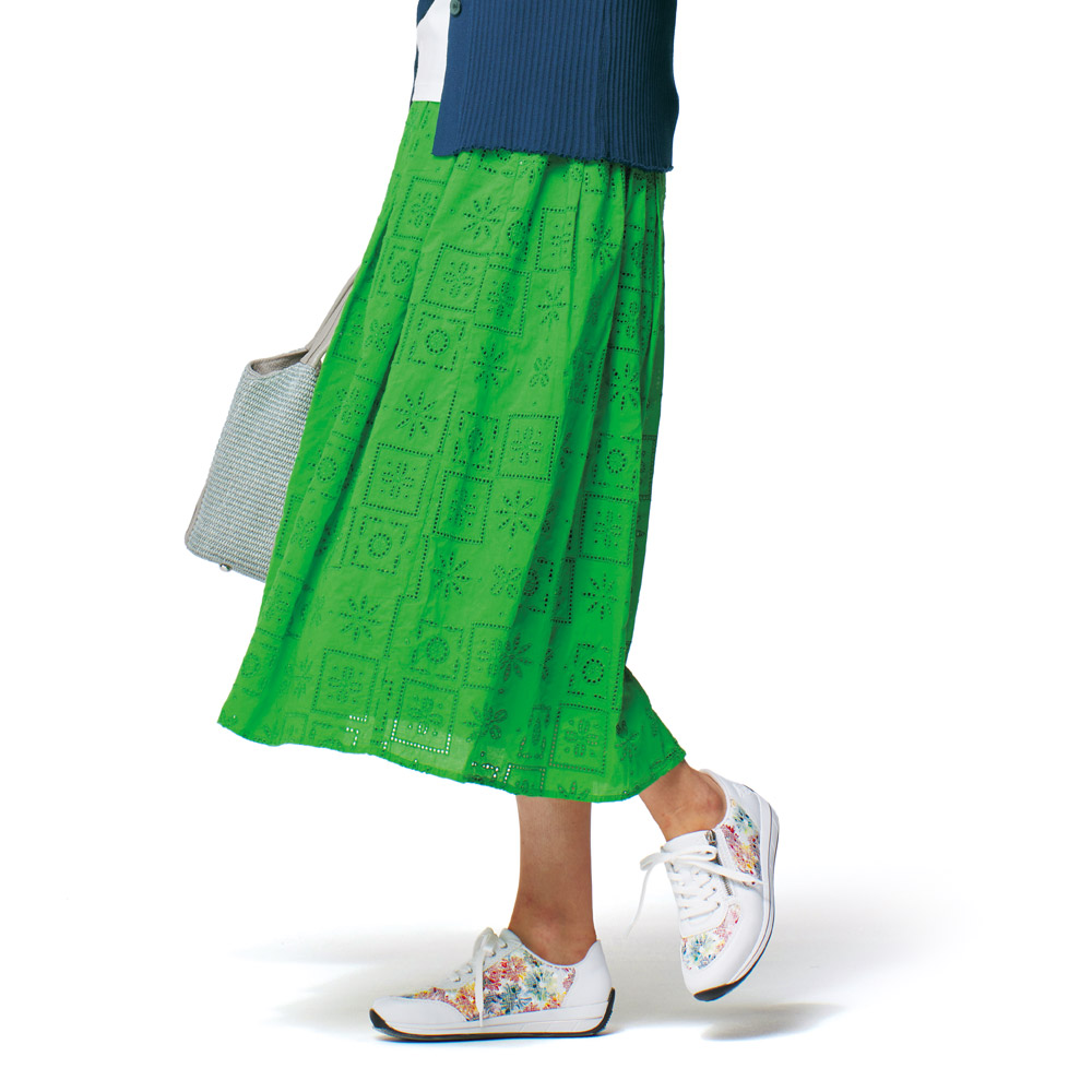 フラワーデザインスニーカー