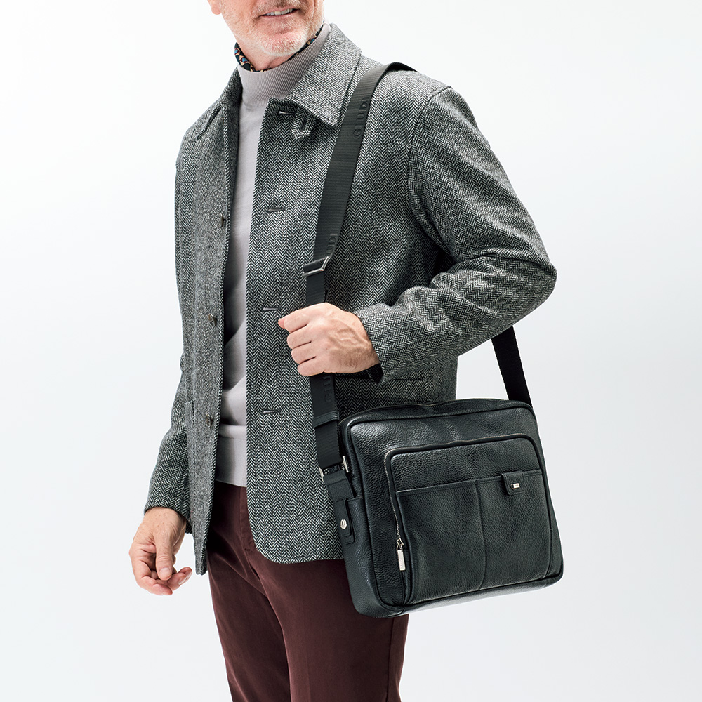 イタリアンレザー･横型ショルダーバッグ