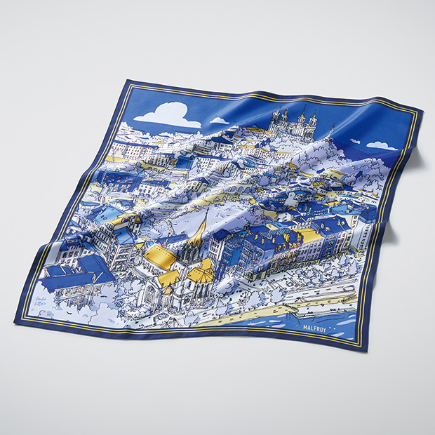 シルクスカーフ