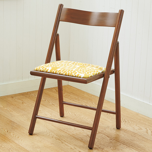 フォールディングチェア