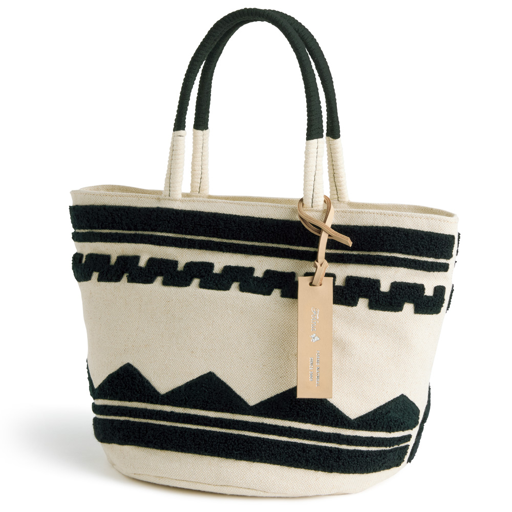 さがら刺しゅうトートバッグ