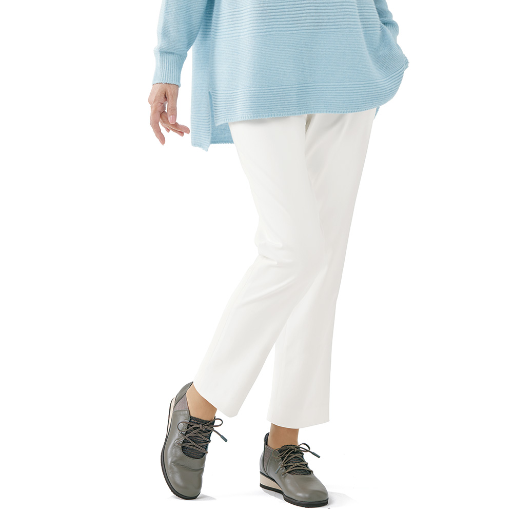 軽量レースアップ・スリップオンシューズ