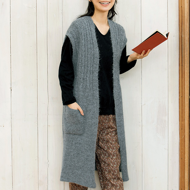 ケーブル柄切り替えロングジレ