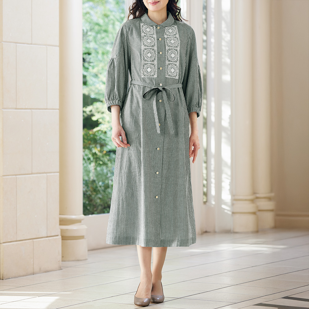 米澤美也子 レース使いのストライプワンピース | ライトアップ