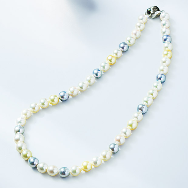 アコヤバロック真珠のマルチカラーネックレス