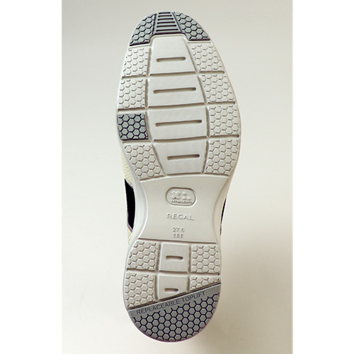 鹿革の軽量ウォーキングシューズ