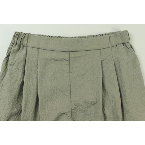 ワッシャー加工タックパンツ