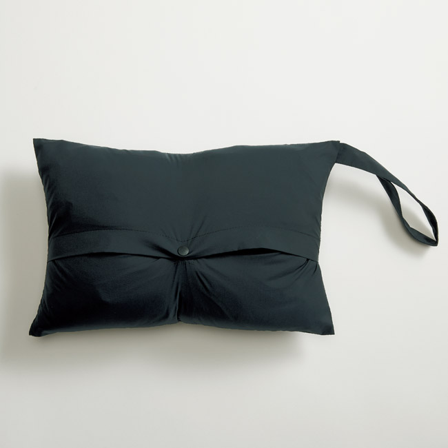 ブレスサーモ･コンパクトダウンジャケット