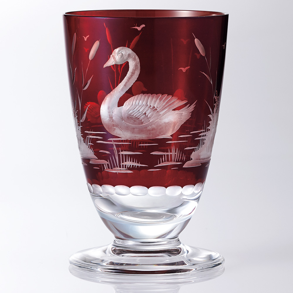 ボヘミアガラスフリーカップ/白鳥の親子