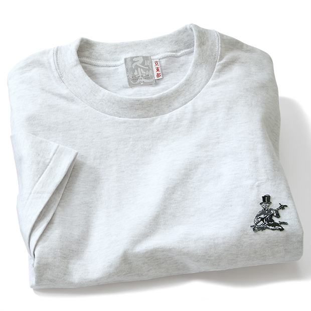 洋装の骸骨･刺繍入り久米繊維工業謹製Tシャツ